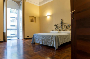 Sulla Via del Teatro Bari